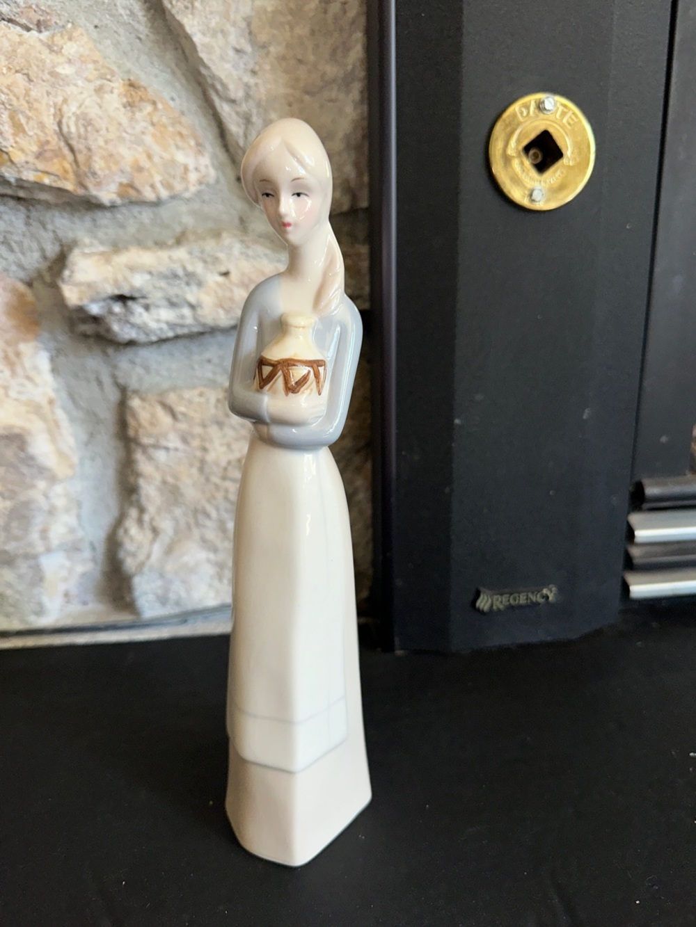 Vintage Lladro Style Ceramic Figurine